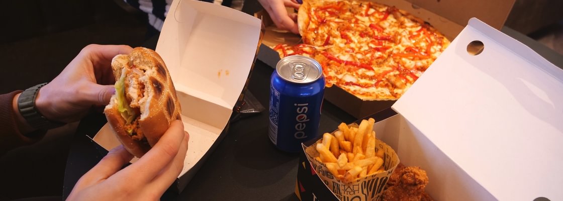 Vienas užsakymas, du restoranai. Maistas į namus Mažeikiuose.